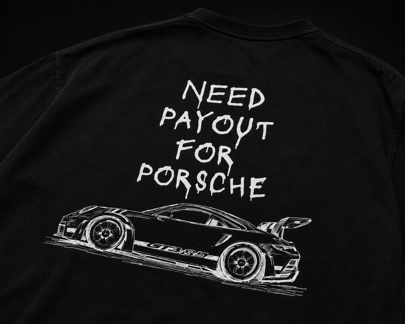 Back print and car, close up
